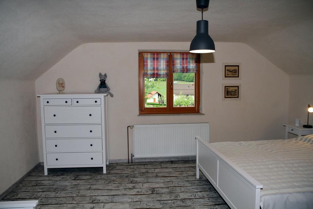 Apartma Obrh Smarjeske Toplice Exterior photo