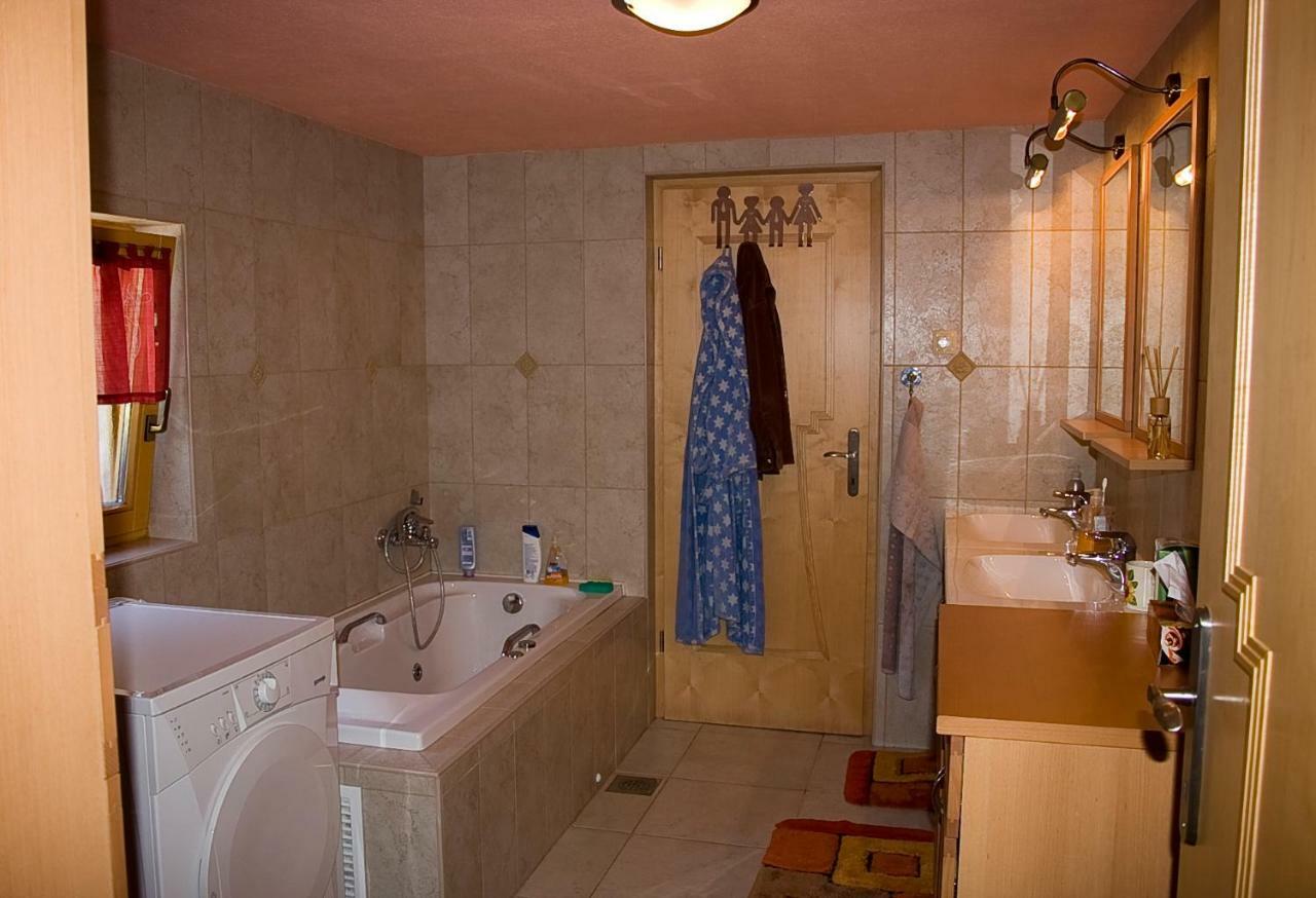 Apartma Obrh Smarjeske Toplice Exterior photo